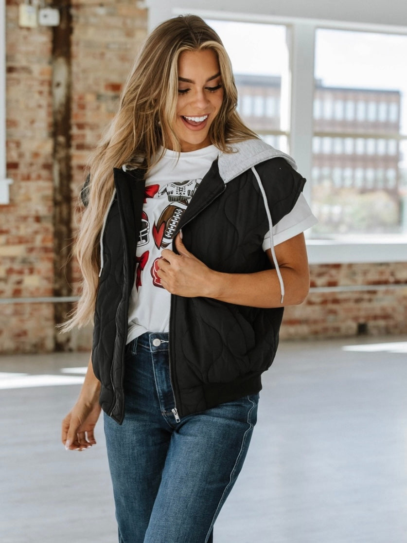 Quinn Quilted Hooded Vest Quinn Quilted Hooded Vest