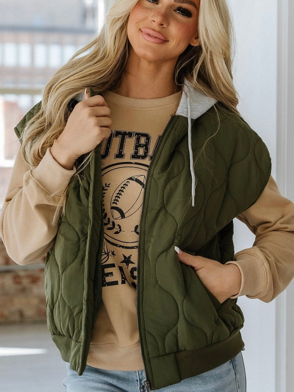 Quinn Quilted Hooded Vest Quinn Quilted Hooded Vest