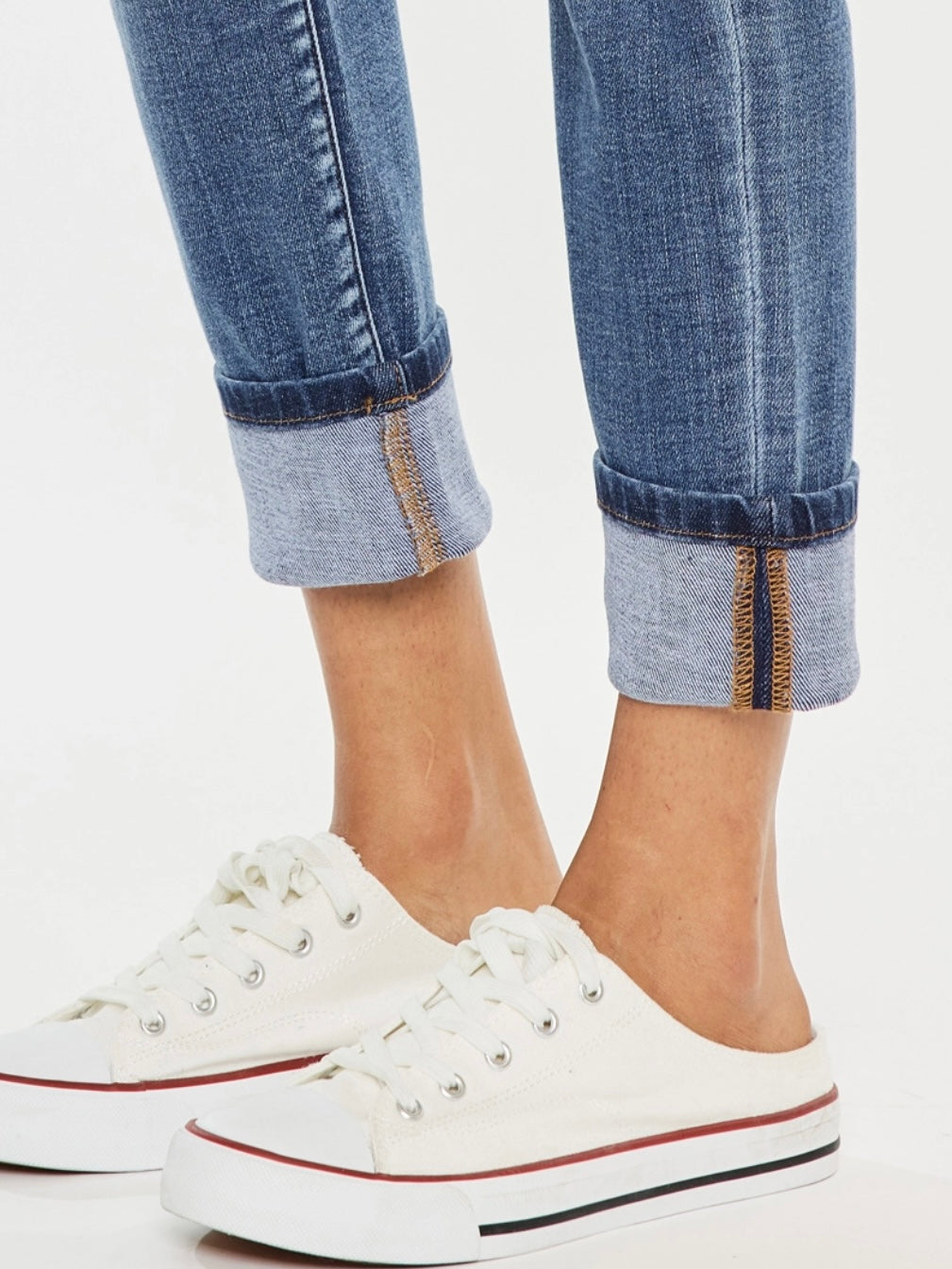 Kancan Straight + Relaxed Jeans Kancan Straight + Relaxed Jeans